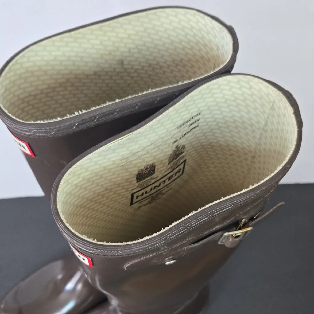 Hunter Size 8 Gloss Dark Brown Tall Rubber Rain Boots - Picture 14 of 16